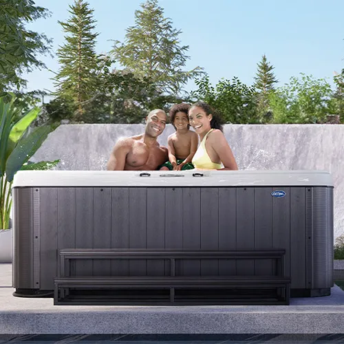 Patio Plus hot tubs for sale in Barcelona
